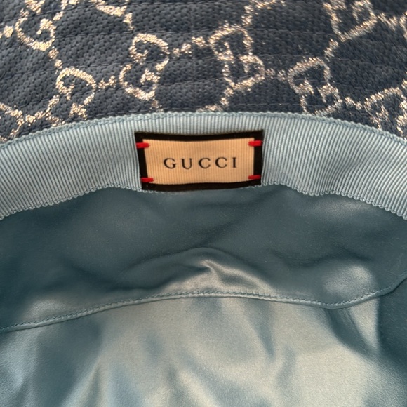 Gucci Lame Bucket Hat in blue with silver monogram - never worn - size small - Picture 3 of 4